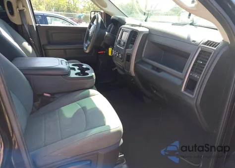 2016 Ram 1500 Express z USA, uszkodzony, nr VIN 1C6RR7FTXGS132065